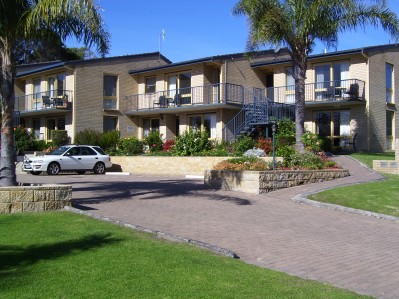  Airport  Direct on Calendo Apartments Merimbula